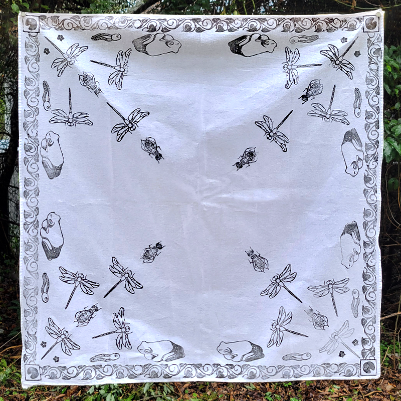 Frog Pond Bandana, Black on White